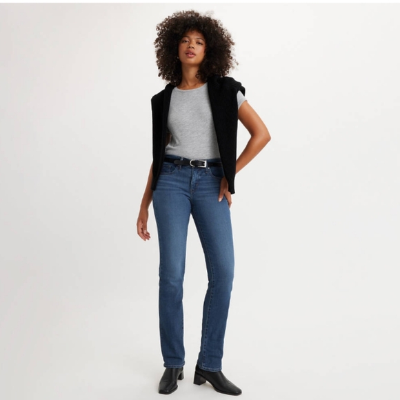 Levi's 514 Straight Leg Jeans Size 26 Medium Wash - Picture 2 of 8